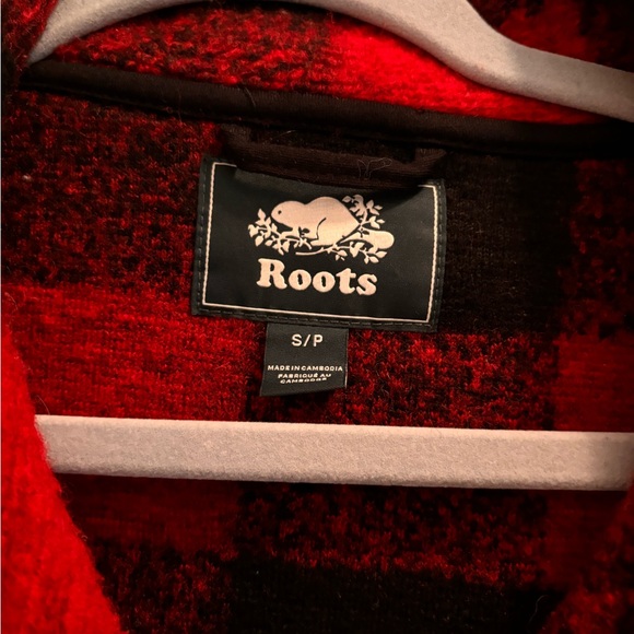 Roots black and red jacket - Picture 3 of 3